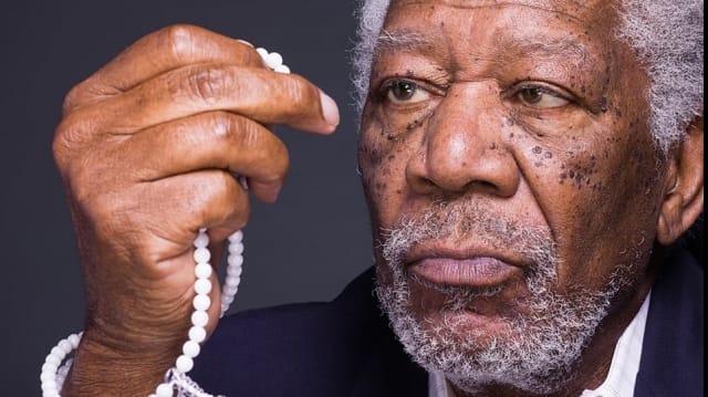 „Povestea lui Dumnezeu – relatată de Morgan Freeman”, la TVR 1 „Povestea lui Dumnezeu – relatată de Morgan Freeman”, la TVR 1