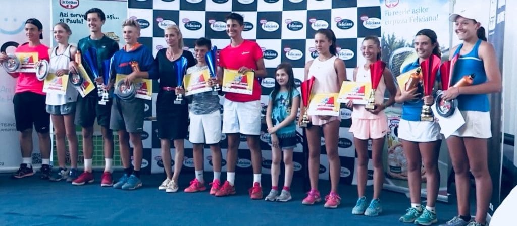 Jucători români, în finalele de dublu ale turneului Dr. Oetker Junior Trophy, atât la băieţi, cât şi la fete