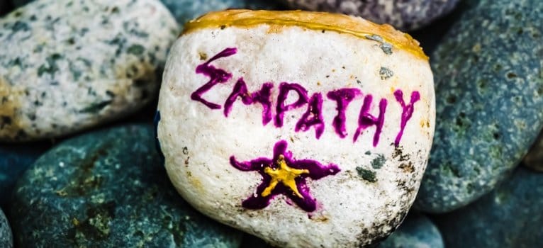 Cultivă empatia dacă dorești să creezi relații profunde