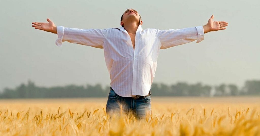 4 Modalități sigure de a deveni mai fericit, indiferent de împrejurări!