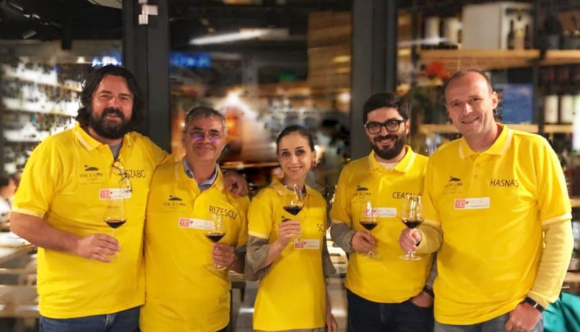 The Iconic Estate sprijină prima participare a delegației românești la World Blind Tasting Championships
