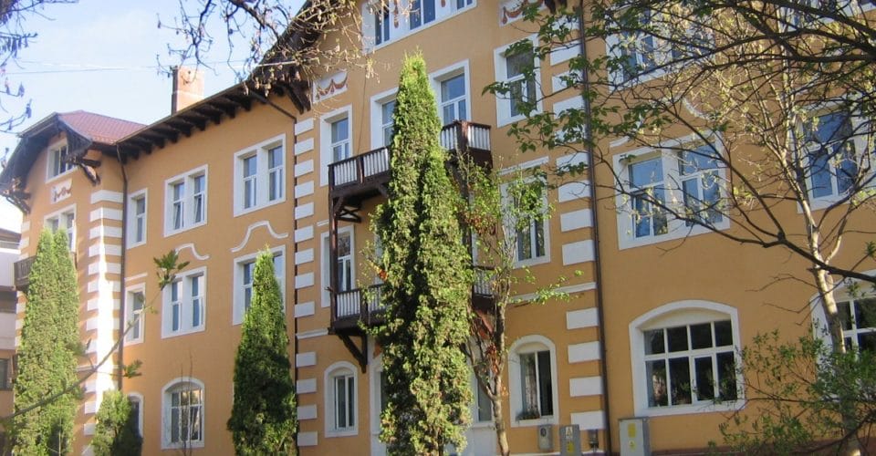 Fundația Valvis sprijină cei 20.000 de locuitori ai Bazinului Dornelor oferind testarea gratuită pentru anticorpi SARS-CoV-2
