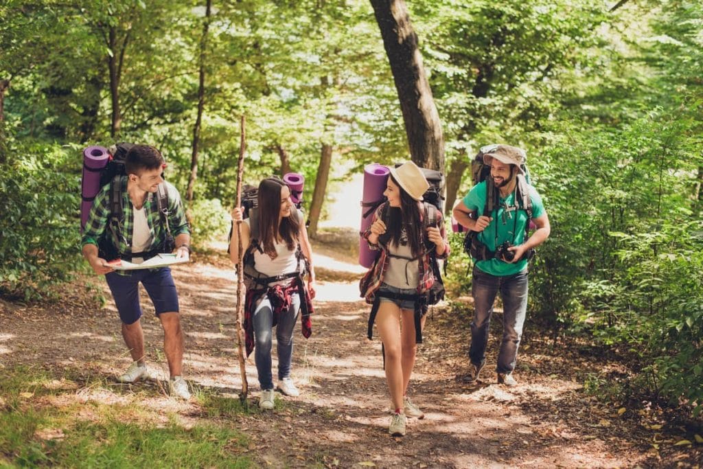 Drumeție sau trekking? Cele 5 diferențe esențiale pe care NU le știai