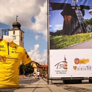 Fundația Alexandrion dă startul în Turul Ciclist al Sibiului, oferind tricoul galben, cel mai prețios trofeu din ciclism!