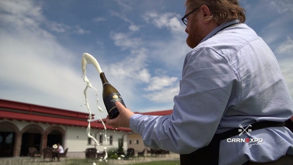 Trei provocări și o demonstrație de sabrare de șampanie Domeniile Panciu