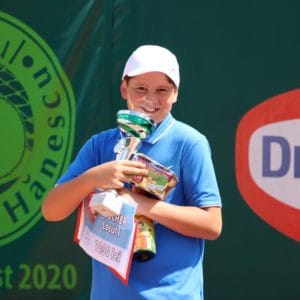 Câștigătorii celei de a a XIV-a ediţii a Trofeului “Victor Hănescu”. Arbitru principal: “A fost cel mai frumos turneu la care am participat vreodată“