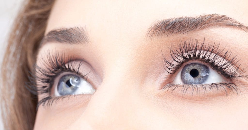 Cum să ne îmbrăcăm toamna? Șase idei generale pe care le poți aplica atunci când nu ai inspirație