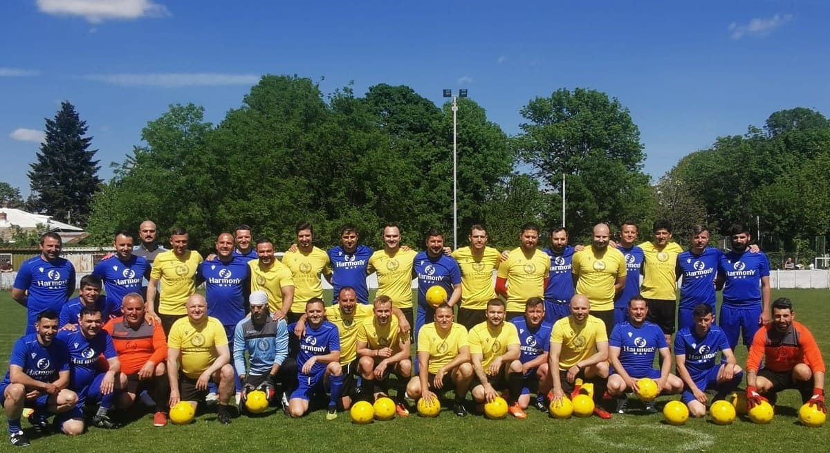 Artiștii și fotbaliștii au sărbătorit cu Alexandrion și Kreskova!