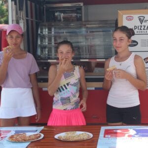 Surprize pentru jucătorii de la Trofeul Dr. Oetker – Circuitul National F.R.T.
