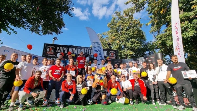 Organizare de top la prima Cupă a României! Alexandrion Group alături de padbol, sport național