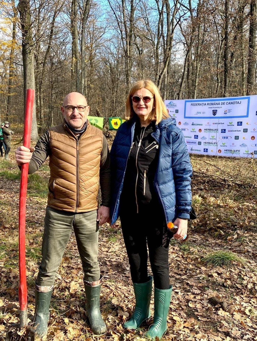 Sportivii Federației Române de Canotaj au dat startul proiectului Pădurea