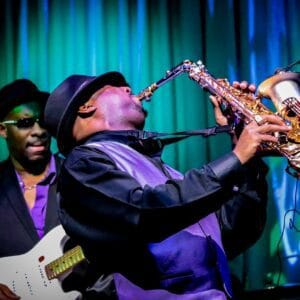 Beneficiile jazz-ului asupra sănătății. 30 aprilie – Ziua internațională a jazz-ului