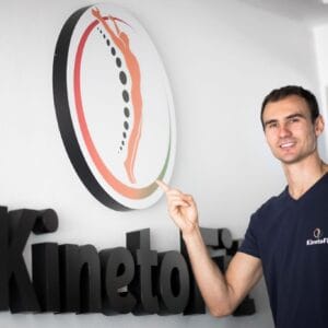 Copiii din echipele de hochei susținute de Fundația Țiriac, program de pregătire la KinetoFit