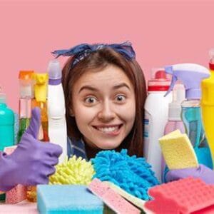 Trucuri. Cum ștergi eficient praful