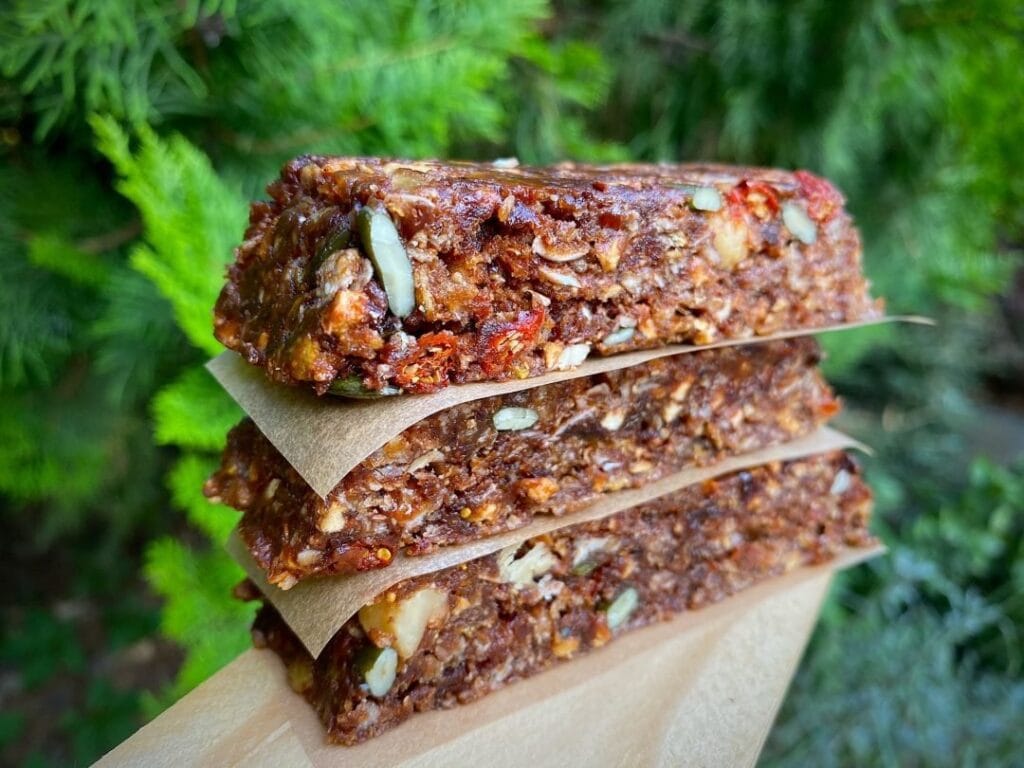 Batoane proteice cu ciocolată și cocos, o alternativă sănătoasă