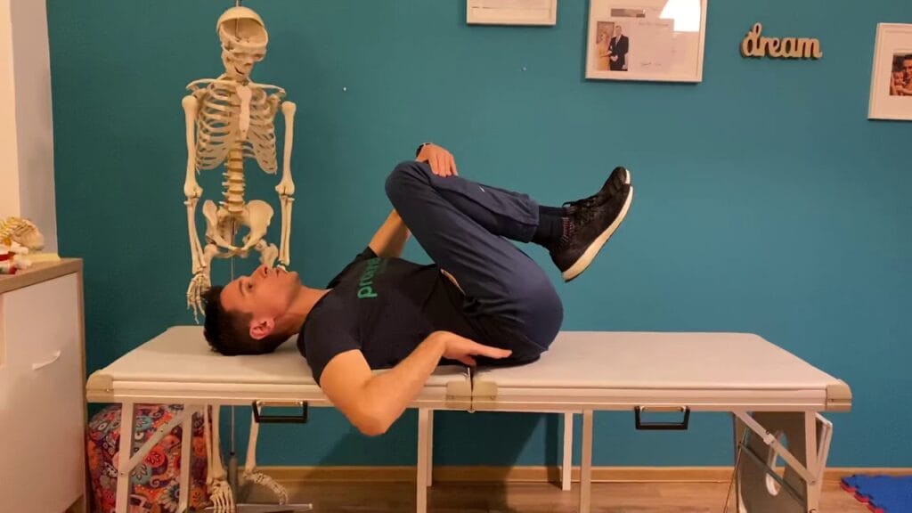 Probleme de spate ce ȋţi afectează sănătatea şi exerciţii pentru ȋntindere