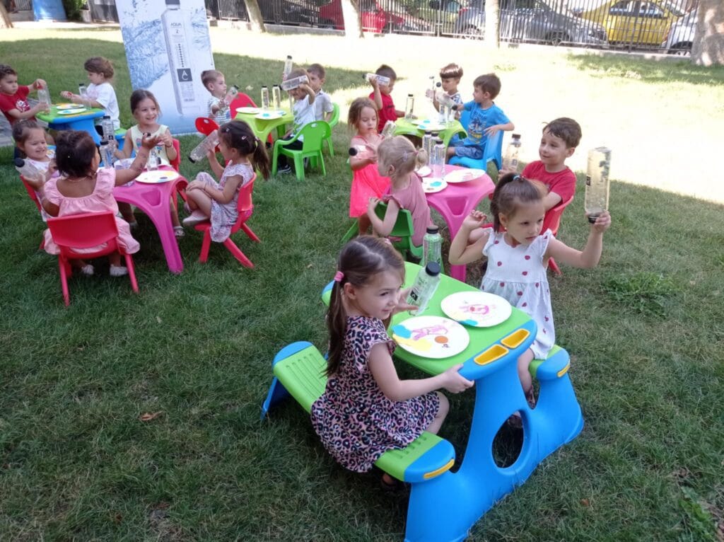 Seminţele au nevoie de Apă pentru a da viaţă. Ȋntâlnire „Focus to green eco life”