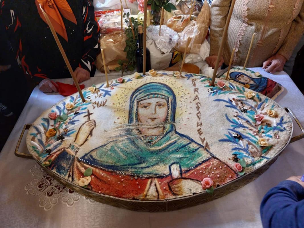 Ocrotitoare și izvor de vindecare – Sfânta Parascheva