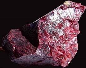 Cinabrul sau Piatra Sȃngelui de Dragon. Un cristal cu o istorie fascinantǎ