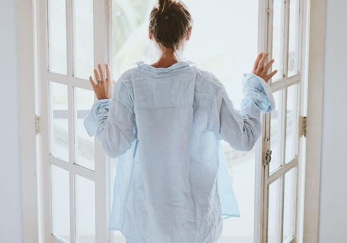 Rutinele simple de dimineață și Secretele unei treziri reușite Rutinele simple de dimineață și Secretele unei treziri reușite