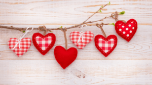 Dragobete, sărbătoarea românească a iubirii. Tradiții, obiceiuri și ritualuri care vestesc începutul primăverii