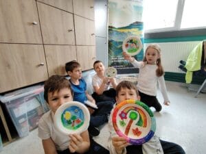 Tu ai grijă de mediu? Este mai uşor decȃt crezi! „Focus to green eco life” de Ziua Pământului