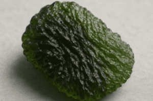 Ce este Moldavitul? Proprietăți și Beneficii